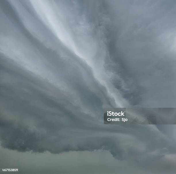 Tempestade De Verão - Fotografias de stock e mais imagens de Acidente Natural - Acidente Natural, Agoirento, Ao Ar Livre