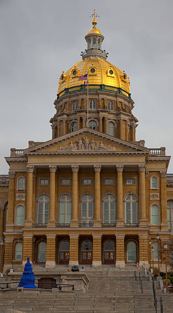 istock Des Moines, Iowa - November 2011 467154025