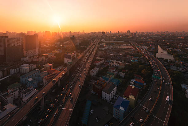 istock sunlight Road to city 467165836