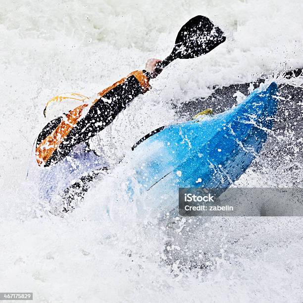 Kayak - Fotografie stock e altre immagini di Acqua - Acqua, Acrobazia, Adrenalina