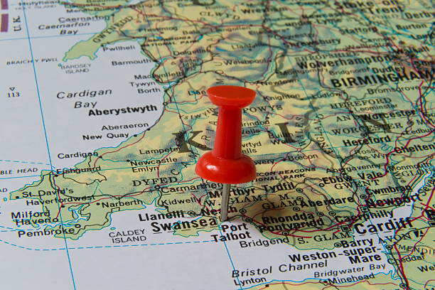 istock Swansea Marked with Red Pushpin on United Kingdom Map 467194321
