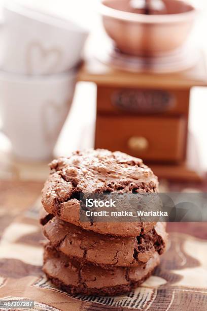 Foto de Biscoitos De Chocolate e mais fotos de stock de Biscoito - Biscoito, Biscoito de Chocolate, Chocolate