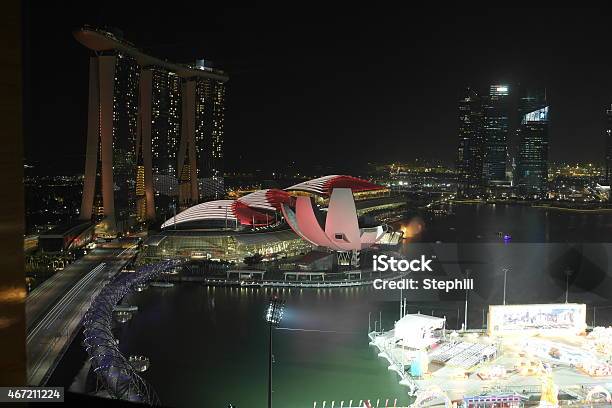 Helix Bridge To The Marina Bay Sands Hotel Stock Photo - Download Image Now - 2015, Architecture, Asia