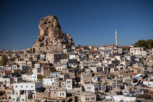 formações de arenito na capadócia, turquia-imagem stock - goreme rural scene sandstone color image - fotografias e filmes do acervo