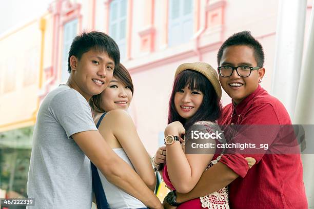 Joven Asiática Parejas Foto de stock y más banco de imágenes de 20 a 29 años - 20 a 29 años, Adulto, Adulto joven