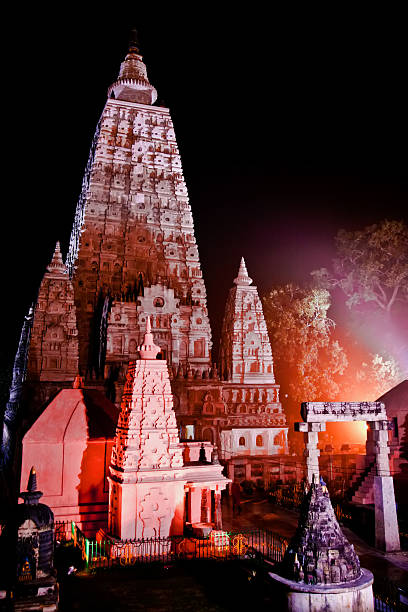 istock Mahabodhi Temple at night 467222613
