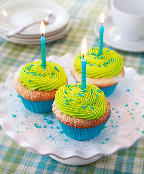 Compleanno cupcakes - foto stock