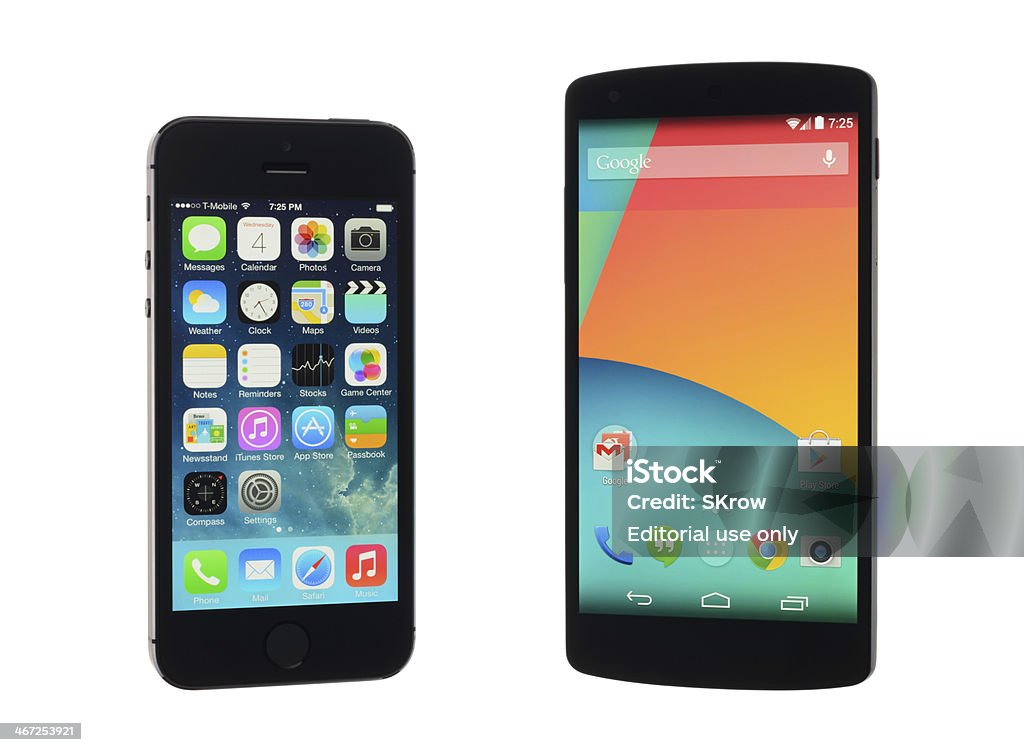 Android Smart Iphone Iphone And Android Stock Photo - Download Image Now - Illuminated ...
