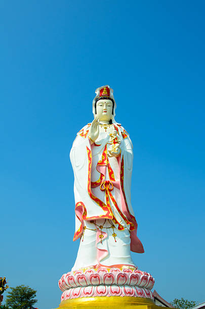 guan yin estátua - guan yin imagens e fotografias de stock