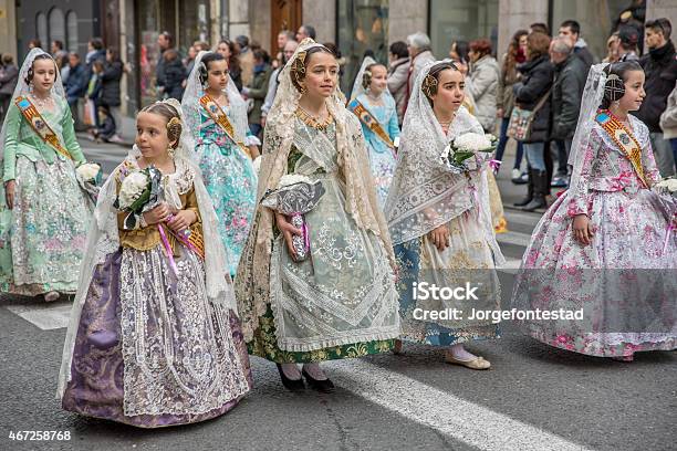 Flower Offering To Virgin Mary In Fallas Valencia Stock Photo - Download Image Now - 2015, Art And Craft, Artist