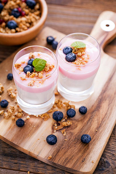 istock Delicious dessert with fruits and flakes 467263344