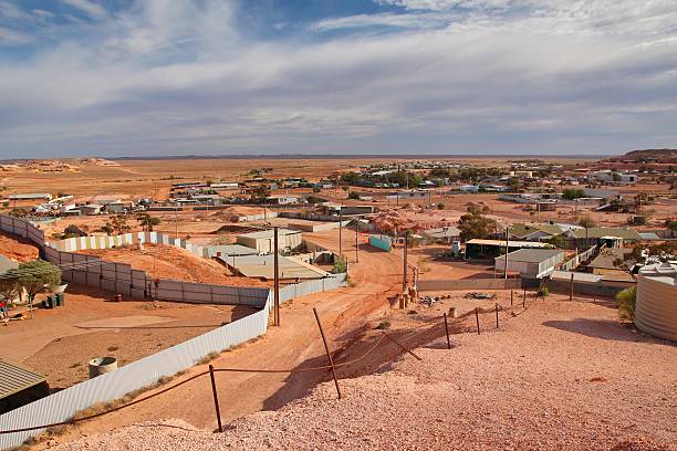 coober pedy, australie - coober pedy photos et images de collection