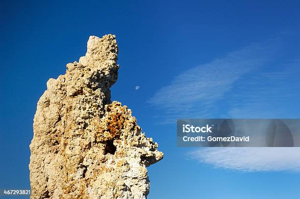 Formações De Mono Lake Tufa - Fotografias de stock e mais imagens de Ao Ar Livre - Ao Ar Livre, Beleza natural, Califórnia