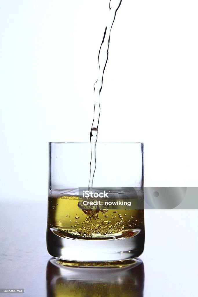 проливной - Стоковые фото Алкоголь - напиток роялти-фри