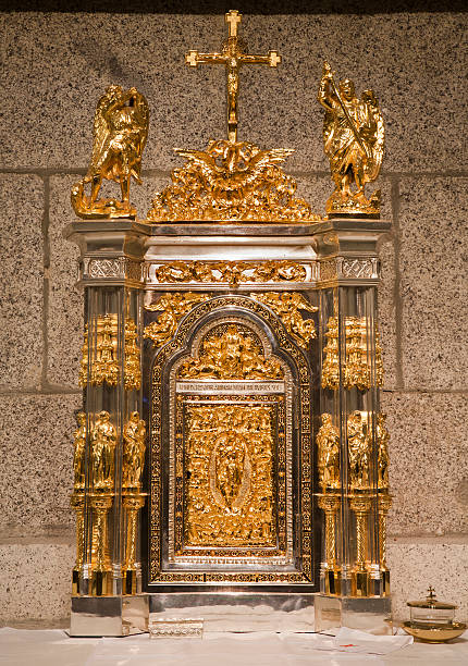 istock Madrid - Modern Tabernacle  from church hl. Theresia 467302639