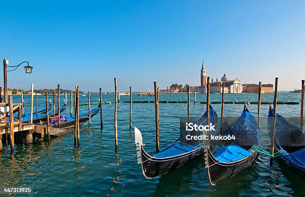 Foto de Veneza Itália Pittoresque Vista Das Gôndolas e mais fotos de stock de Arquitetura - Arquitetura, Cidade, Cultura Italiana