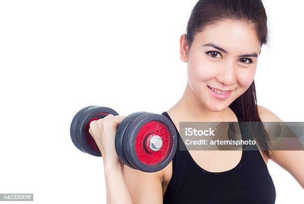 Mujer De Gimnasio Foto de stock y más banco de imágenes de 25-29 años - 25-29 años, Actividad física, Actividades y técnicas de relajación