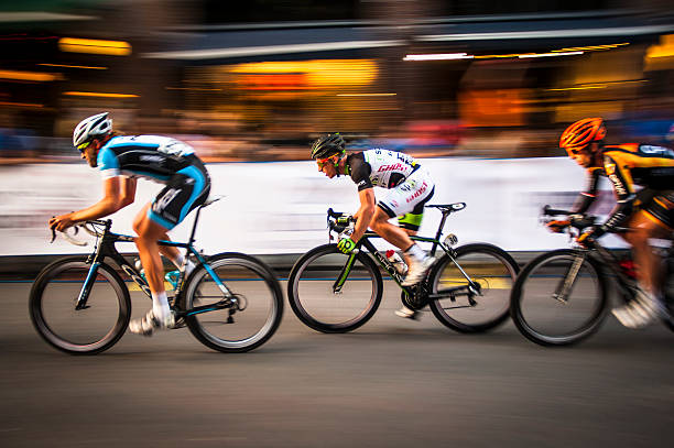 cycling race, das 2013 gastown grand prix. - bicycle racer stock-fotos und bilder