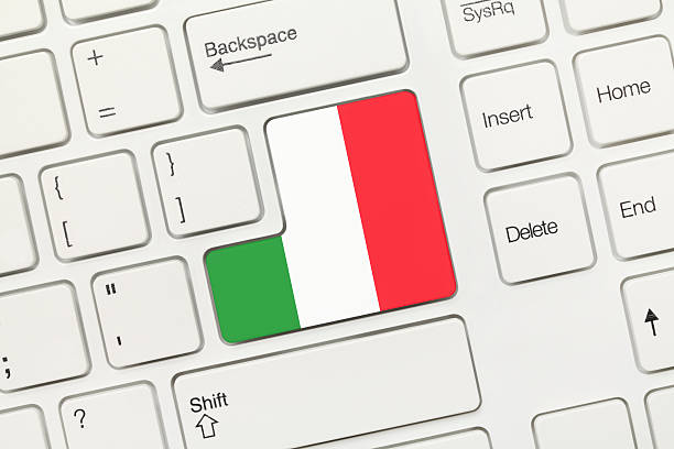 istock White conceptual keyboard - Italy (key with flag) 467325494