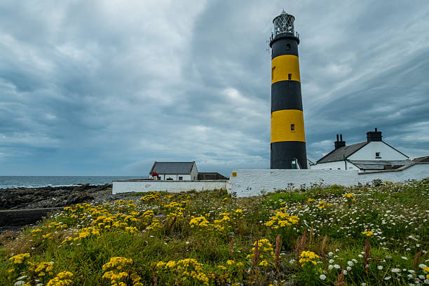 Burza chmury w St John's Point Lighthouse – zdjęcie