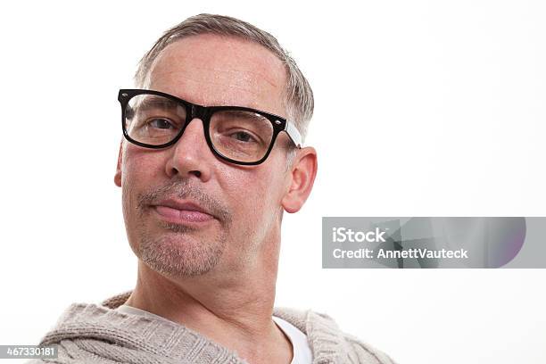 Nerd Blick Seroius Stockfoto und mehr Bilder von 45-49 Jahre - 45-49 Jahre, Bizarr, Brille