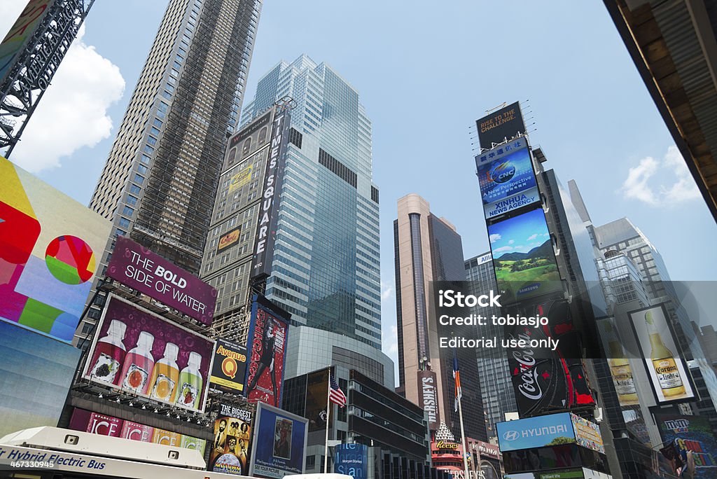 Affissioni a Times Square Manhattan - Foto stock royalty-free di Affari