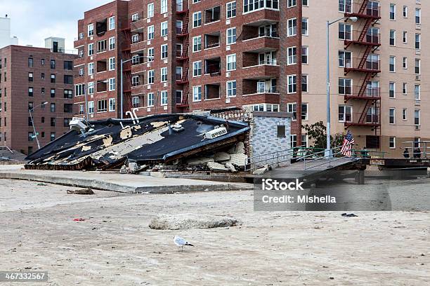 Foto de De New York Borough Área Depois De Furacão Sandy e mais fotos de stock de Acidente - Acidente, Baía, Caos