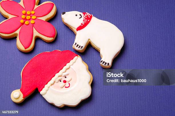 Galletas De Navidad Foto de stock y más banco de imágenes de Al horno - Al horno, Alcorza, Alimento