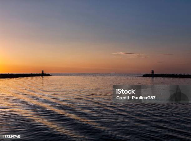海の夕日 - オランダのストックフォトや画像を多数ご用意 - オランダ, オランダ ハーグ, オレンジ色