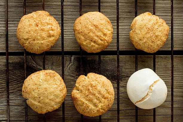 istock Shortbread cookies and meringue on wire rack 467342444