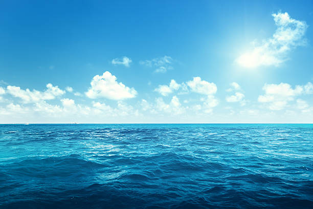 完璧な空と海 - beach sun blue sky ストックフォトと画像