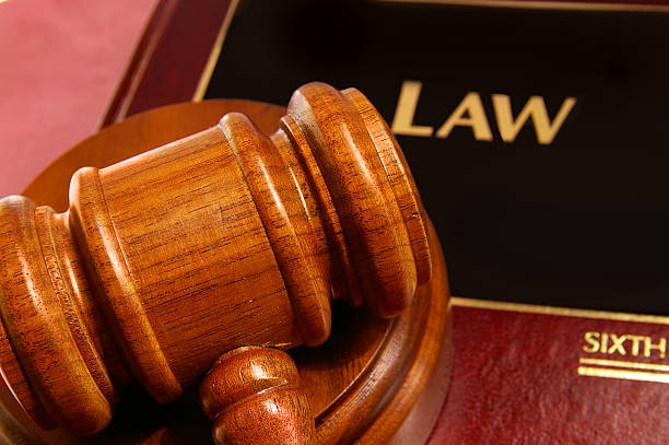 istock Law book and gavel 467371881