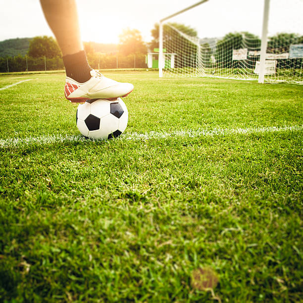 piłka nożna gracz szczegóły - penalty soccer penalty shoot out goalie zdjęcia i obrazy z banku zdjęć