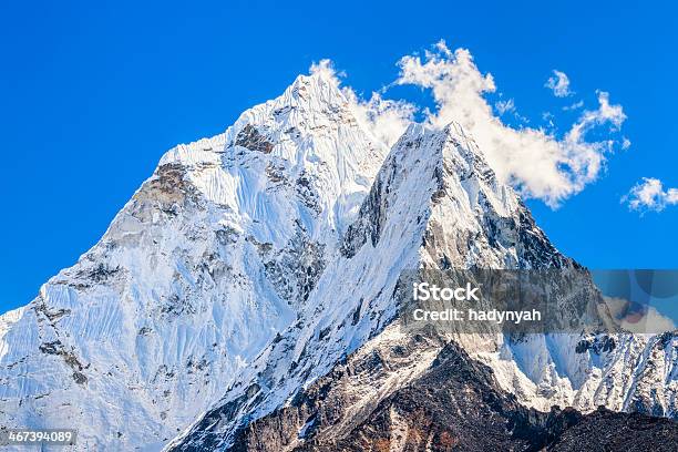 Ama Dablam 27mpixw Himalajach Zakres - zdjęcia stockowe i więcej obrazów Ama Dablam - Ama Dablam, Azja, Bez ludzi