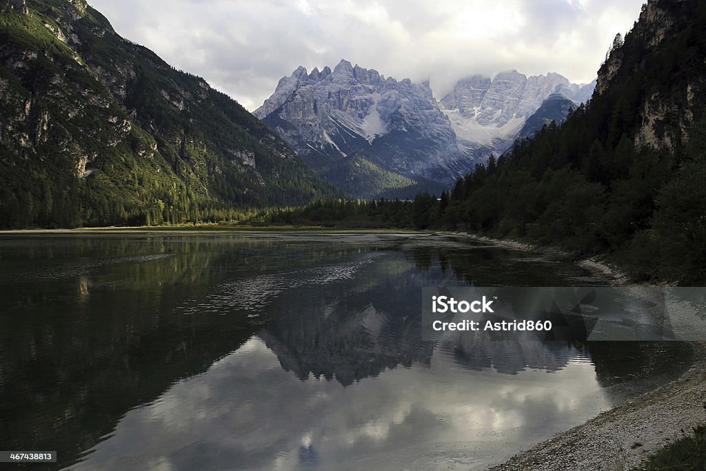 El lago de montaña - Foto de stock de Lago Berg - Mecklemburgo-Pomerania Occidental libre de derechos