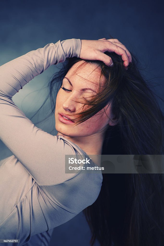 Lindo brunette - Foto de stock de 18-19 Anos royalty-free