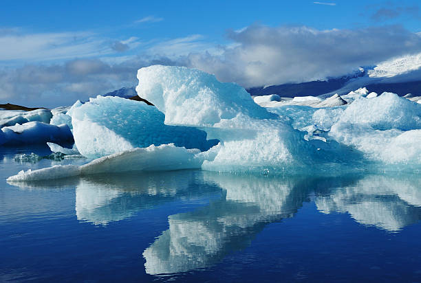 istock Blue Iceberg in Jokulsarlon Lagoon, Iceland 467463745