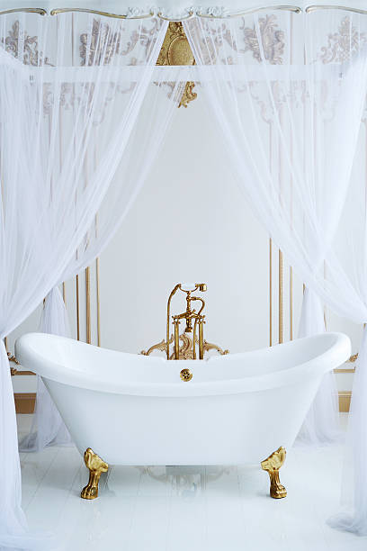 istock Claw foot tub. 467468312