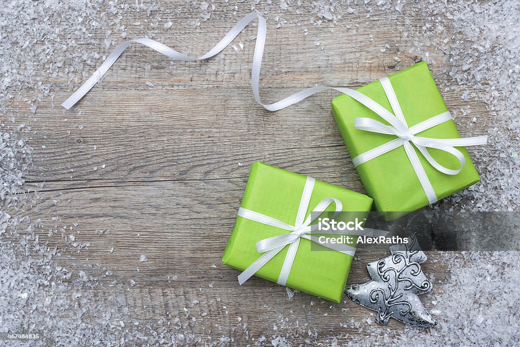 선물 메시지함, 나비매듭 및 snowflakes - 로열티 프리 개념 스톡 사진
