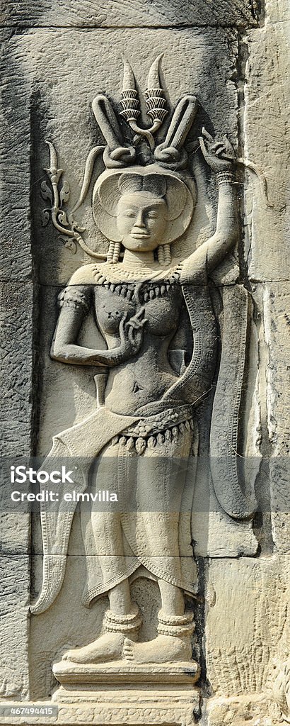 アプサラ（天女の舞）の BA リリーフカンボジアのアンコールワット寺院 - 12世紀頃のロイヤリティフリーストックフォト