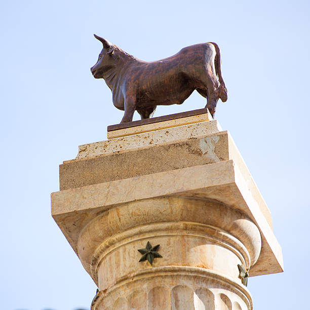istock Aragon Teruel El Torico statue Plaza Carlos Castel Spain 467567468