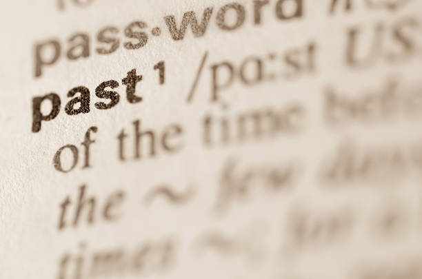 istock Dictionary definition of word past 467590134