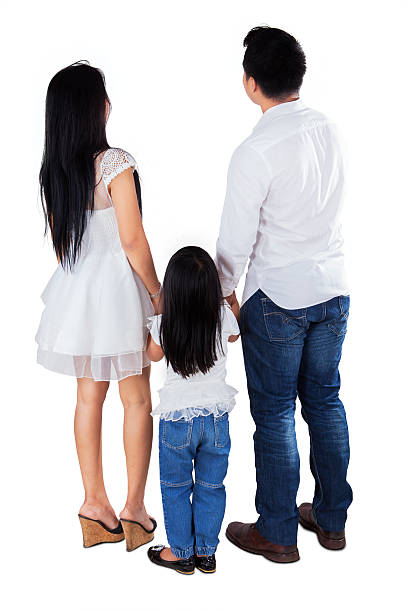 vista posteriore di famiglia isolato su bianco - rear view family isolated child foto e immagini stock