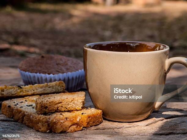El Desayuno Foto de stock y más banco de imágenes de Ajo - Ajo, Al horno, Alimento