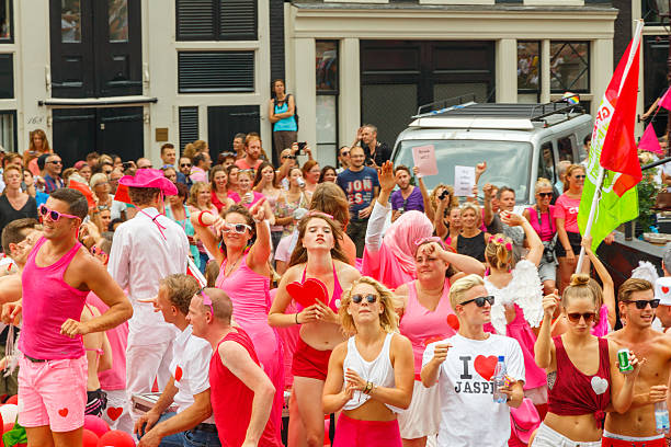 amsterdam gej duma 2014 r. - city amsterdam urban scene gay parade zdjęcia i obrazy z banku zdjęć