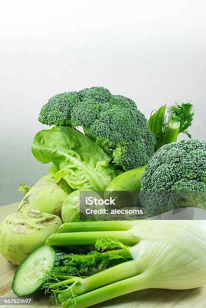 Photo libre de droit de Des Légumes Verts banque d'images et plus d'images libres de droit de Aliment cru - Aliment cru, Brassicaceae, Brocoli