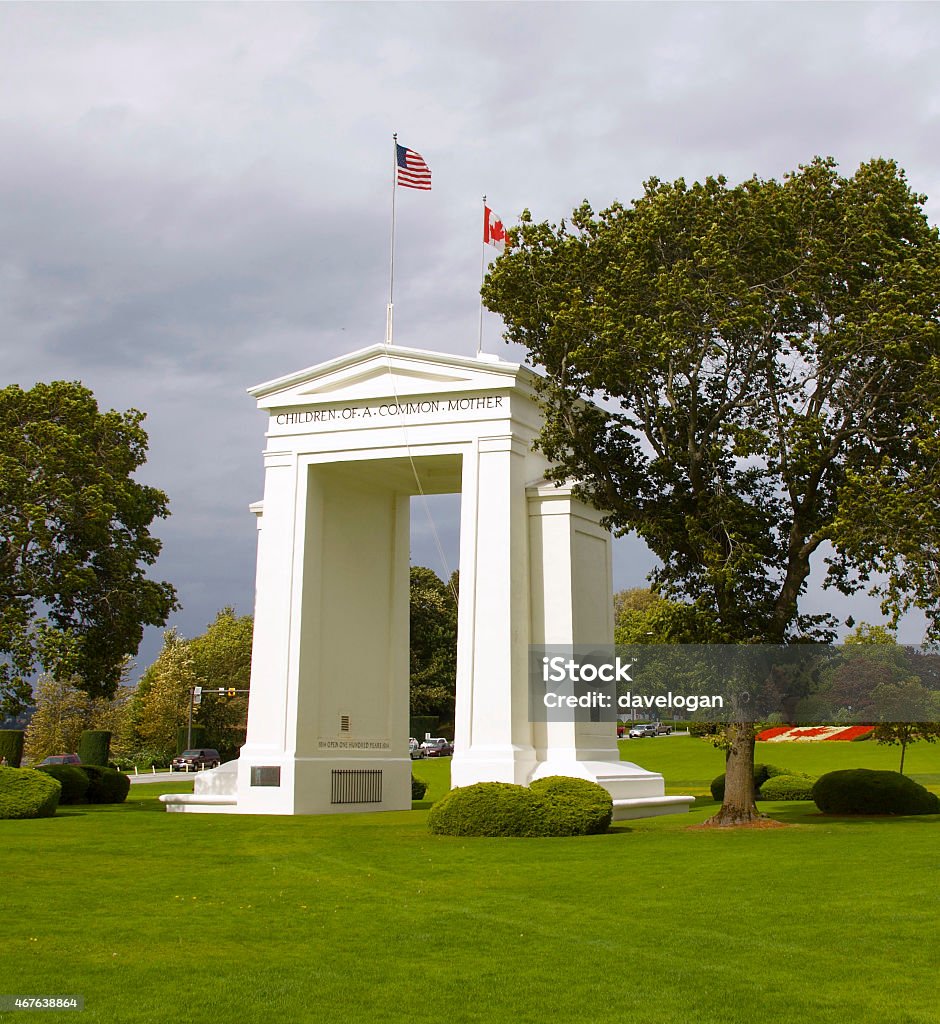 Peace Arch In Blaine Washington The Peace Arch celebrating more than 200 years of an open border between America and Canada located in Blaine Washington straddling the exact border 2015 Stock Photo