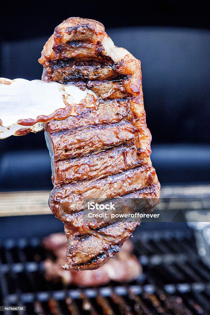 Barbequing Stek z rostbefu - Zbiór zdjęć royalty-free (Grillowany)