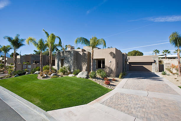 istock Modern Suburban House Exterior 467667278