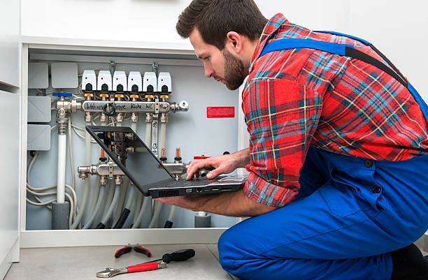 기술자가 작업 - plumber water heater radiator occupation 뉴스 사진 이미지